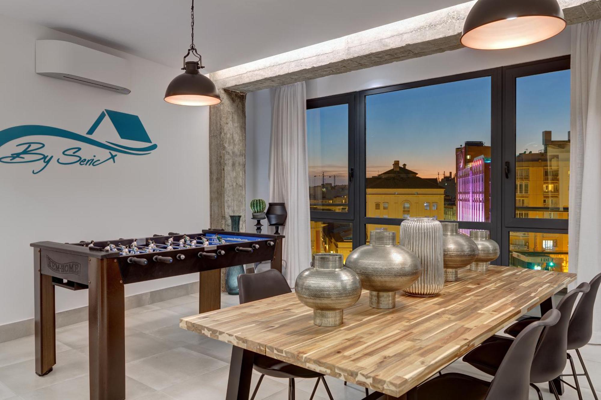 Apartment Tribuna Center By Seric,15' Walking To The Beach Málaga Exterior foto