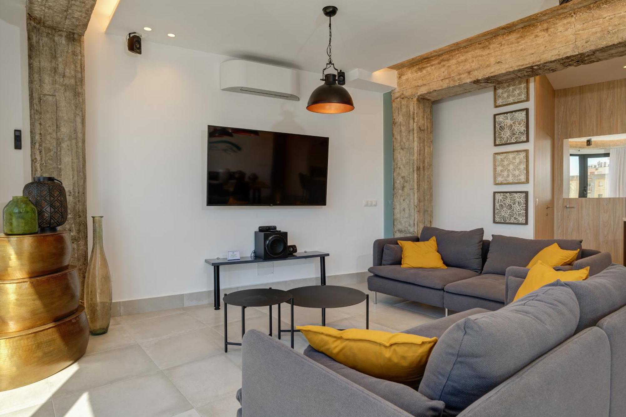 Apartment Tribuna Center By Seric,15' Walking To The Beach Málaga Exterior foto